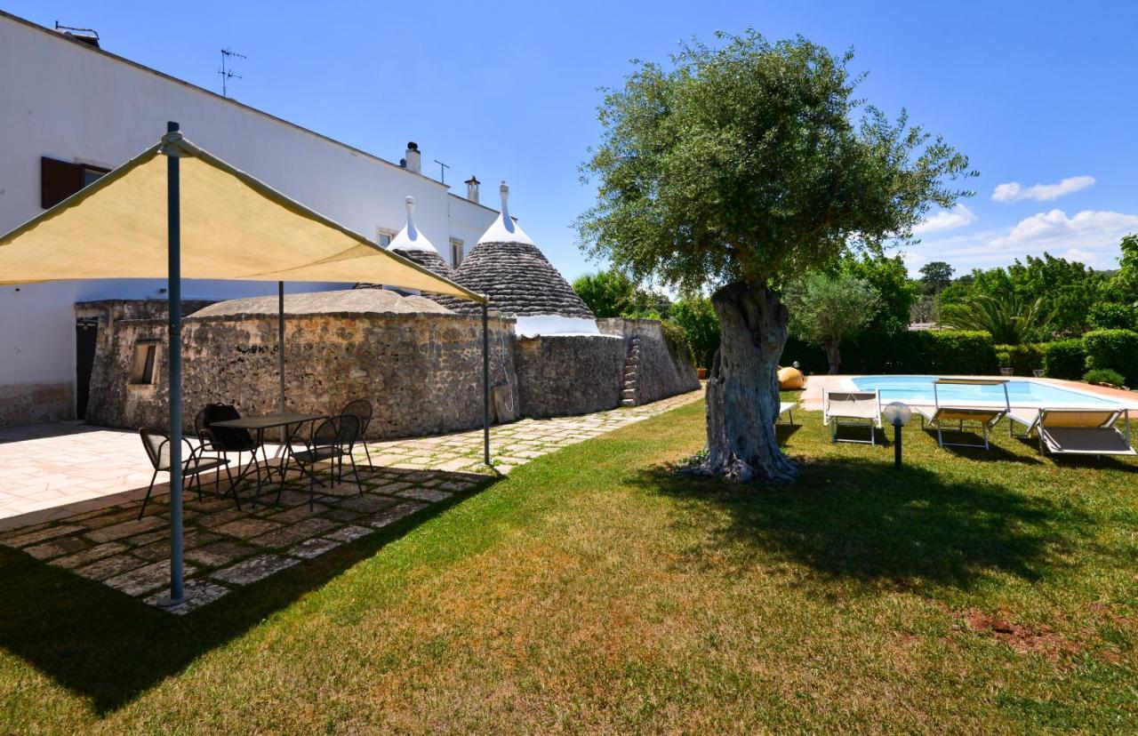 Terra Sessana Ville E Trullo Con Piscina Privata オストゥーニ エクステリア 写真