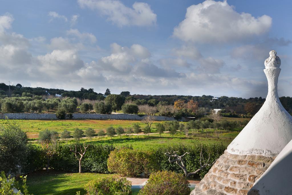 Terra Sessana Ville E Trullo Con Piscina Privata オストゥーニ エクステリア 写真